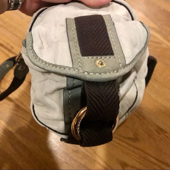 Marc by Marc Jacobs cloth tan grey brown purse - Picture 3 of 4